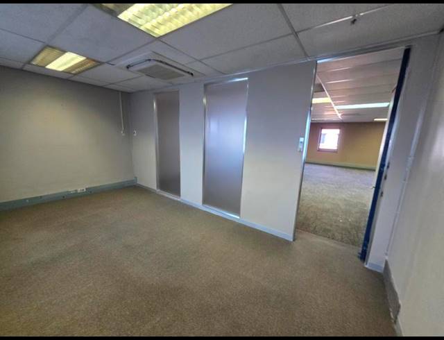 BUSINESS PROPERTY TO RENT IN MENLYN